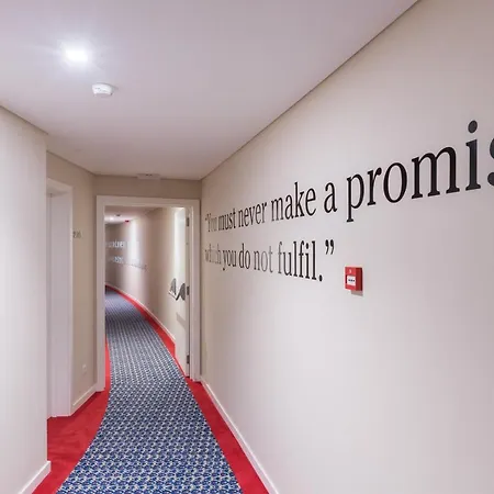 Pestana Churchill Bay Ξενοδοχείο 4*