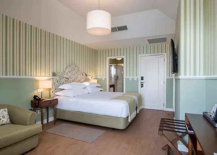 Pestana Churchill Bay 4* Camara de Lobos