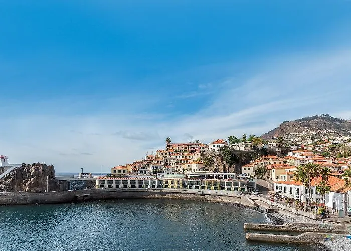 Hotel Pestana Churchill Bay Câmara de Lobos