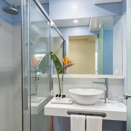 Pestana Churchill Bay 4* Camara de Lobos