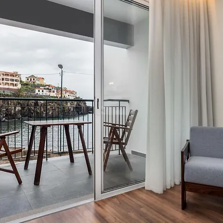 Pestana Churchill Bay Camara de Lobos