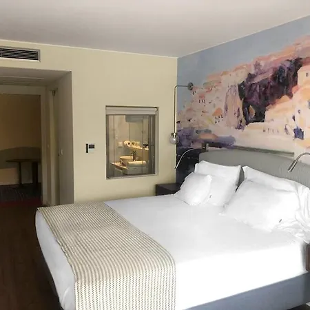 Pestana Churchill Bay Hotel Camara de Lobos