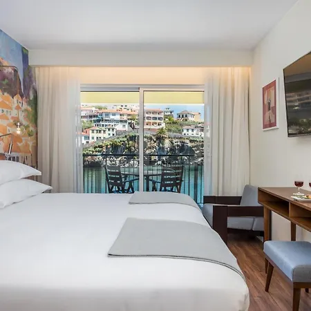 Hotel Pestana Churchill Bay Câmara de Lobos