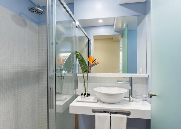 Pestana Churchill Bay 4* Câmara de Lobos